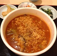「辛ラーメン（￥900）」@韓国家庭料理 へちょんの写真