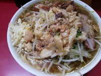 「小ぶた入り　全マシ　800円」@ラーメン二郎 上野毛店の写真