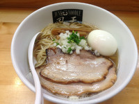 「煮干そば（S）730円 + 味玉100円」@煮干中華ソバ イチカワの写真