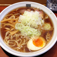 「4種の魚介醤油ラーメン」@烈火 庄内本店の写真