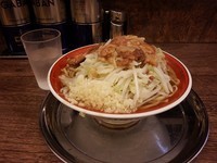 「小ラーメン（チャーシュー２枚）」@麺でる 南大沢店の写真