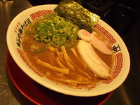 「中華そば（麺硬め）」@東京神田 角中中華そば店の写真