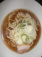 「煮干そば（小盛）　「600円」」@麺処 遊 蕨店の写真