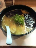 「熱血醤油650円」@熱血らーめん 遊びじゃネェんだよ!の写真