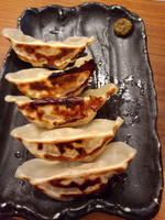 「本気のぎょうざ350円」@三代目麺処 「まるは」極 船橋店の写真