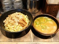 「つけ麺（大）￥７２０」@豚骨醤油ラーメン 太善の写真