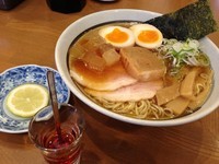 「【限定】冷たいらぁめん 醤油  650円 味玉 100円」@煮干らぁめん なかじまの写真