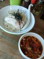 「【限定】ヒリリ冷やし鶏辛つけそば」@鶏そばムタヒロの写真