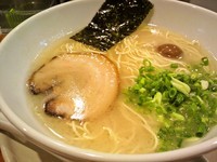 「らーめん」@ぶたの旨味らーめん とんくるの写真