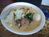 「特製豚骨ラーメン大盛り固め880円」@中華 つけ麺 はるきの写真