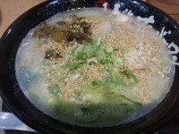 「高菜ラーメン」@長浜ナンバーワン 博多デイトス店の写真