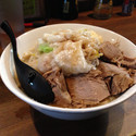 ラーメン大盛り豚増し