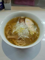 「淡麗熟成麺」@鶏湯ラーメン ばふ。の写真