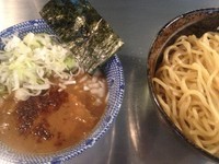 「かれつけ麺（中盛無料）＋刻みタマネギ」@三代目 狼煙の写真