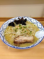 「しおらーめん」@波（シー）の写真