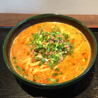 「赤味噌ラーメン800円」@Neueste Nudeln No.8の写真