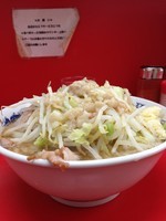 「ラーメン(麺少なめ ニンニクアブラ)650円」@ラーメン二郎 松戸駅前店の写真