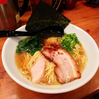 「香味鶏だし醤油ラーメン：750円」@三代目麺処 「まるは」極 船橋店の写真