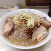 「豚ラーメン」@ラーメン荘 歴史を刻め 本店の写真
