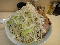 「ラーメン・ヤサイ・ニンニク・アブラ」@自家製ラーメン 大者の写真