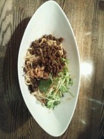 「つゆ無し担担麺」@四川担担麺 阿吽 湯島店の写真