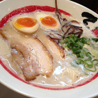 「てっぺいラーメン」@濃厚とんこつラーメン てっぺい 茨木総本店の写真