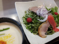 「スモーク2種類とじゃがいもの冷製スープつけそば＋麺大盛り」@中華蕎麦 瑞山（ZUIZAN）の写真