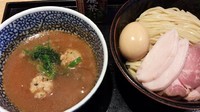 「特製濃厚つけ麺中盛300ｇ　鶏白湯+魚介　950円+50円」@麺屋 一燈の写真