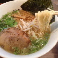 「ワンコイン香味徳ラーメン 500円」@牛骨ラーメン 香味徳 高田馬場店の写真