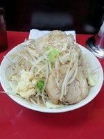 「ラーメン（並・全部マシ）」@びんびん豚の写真