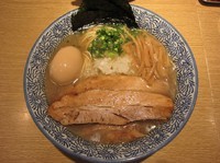 「限定　特製ニボリューション（９００円）」@煮干中華ソバ 宮庵の写真