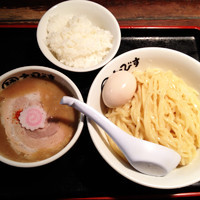 「つけ麺3号濃厚醤油味玉入り」@えるびす 東口店の写真