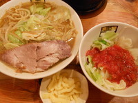 「濃菜麺＋トマベジ＋とろけるチーズ」@濃菜麺 井の庄の写真