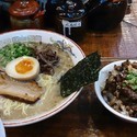 お昼の定食　大盛り無料　700円