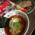 小宮山ラーメン(クロレラ麺) 700円