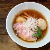 「特製醤油ラーメン 950円」@新宿 モモンガの写真