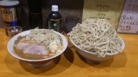 「大つけ麺(ニンニクカラメ)」@豚星。の写真