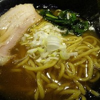 「超濃厚！横浜とんこつラーメン　760円」@梨の花の写真
