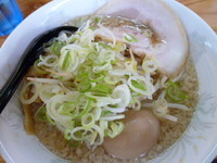 「醤油ラーメン（650円）　味玉（100円）」@コッテリラーメン ミヤタケの写真