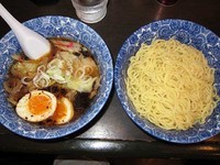 「肉ワンタンつけ麺580円＋麺中盛50円＋味玉80円」@肉厚わんたん麺と手作り焼売 ら麺亭 浅草支店の写真