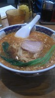「担々麺（中辛）￥900」@支那麺 はしご 赤坂店の写真