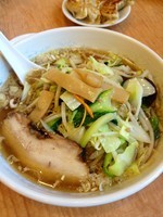 「野菜醤油ラーメン」@らーめん北斗 一之江店の写真