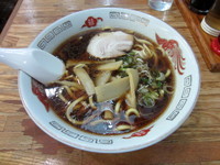 「手打ちラーメン・正油」@北海道ラーメン 特一番 三鷹店の写真