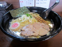 「あっさり魚介しょうゆら〜めん・並」@麺亭 一黒の写真