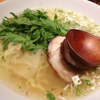 「本丸塩らーめん」@横濱元町 本丸亭 横浜店の写真