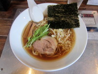 「しょうゆらーめん」@Hitotsuya phase2の写真