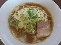 「煮干そば（小盛） ￥600」@麺処 遊 蕨店の写真