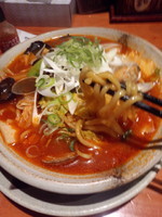 「トマトらーめん（太麺）890円」@越後秘蔵麺 無尽蔵 しながわ家の写真