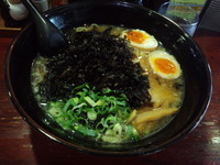 「醤油ラーメン中盛り固め味玉800円」@信楽茶屋 横浜鶴見本店の写真