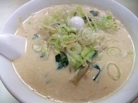 「牛乳味噌ラーメン（650円）」@ラーメン万福の写真